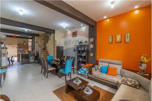 Casa con 2 viviendas en venta QUILLACOLLO-PIÑAMI