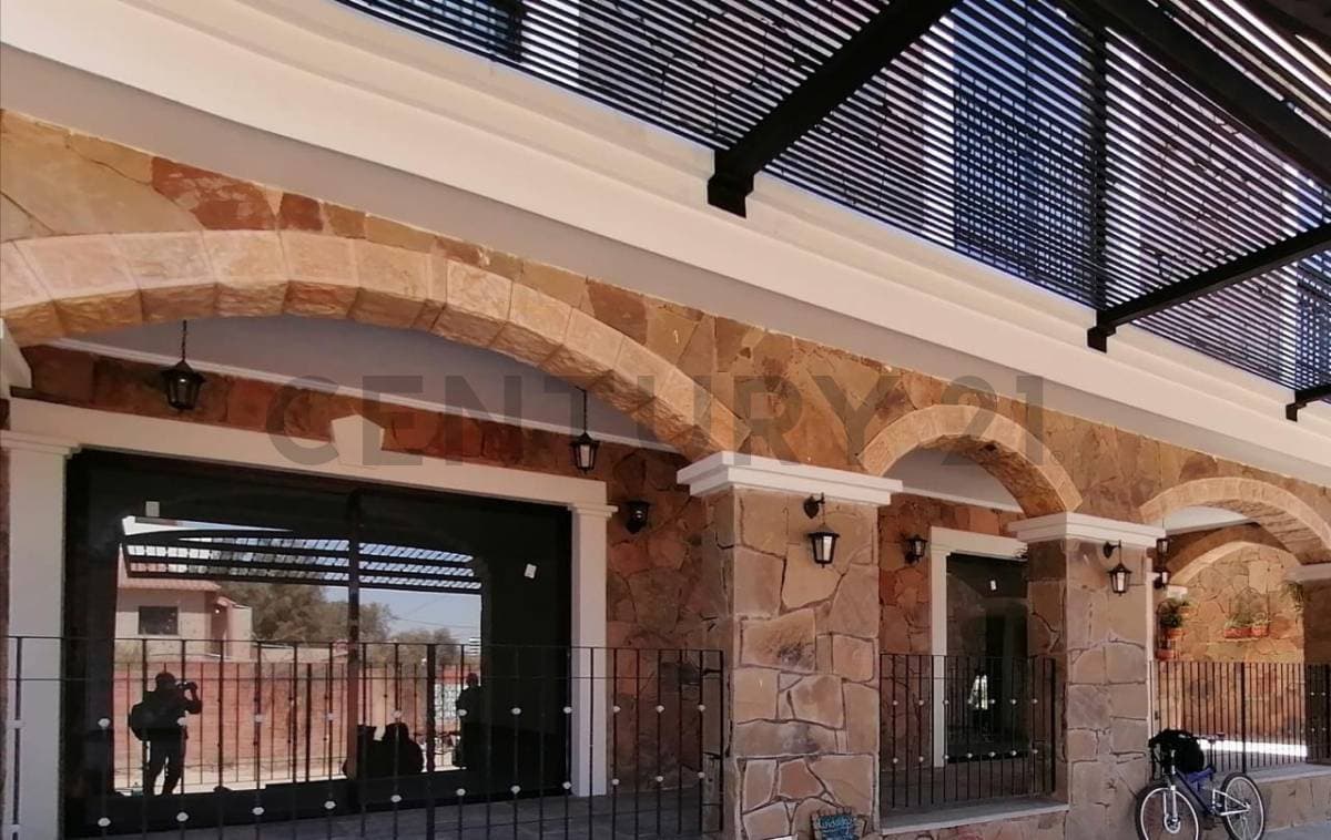 AMPLIO LOCAL COMERCIAL EN ALQUILER