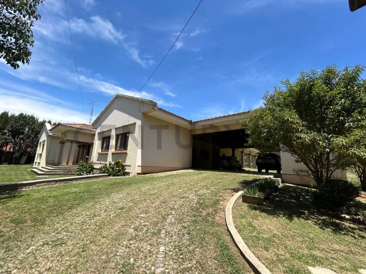 HERMOSA RESIDENCIA DE LUJO EN VENTA, TARIJA