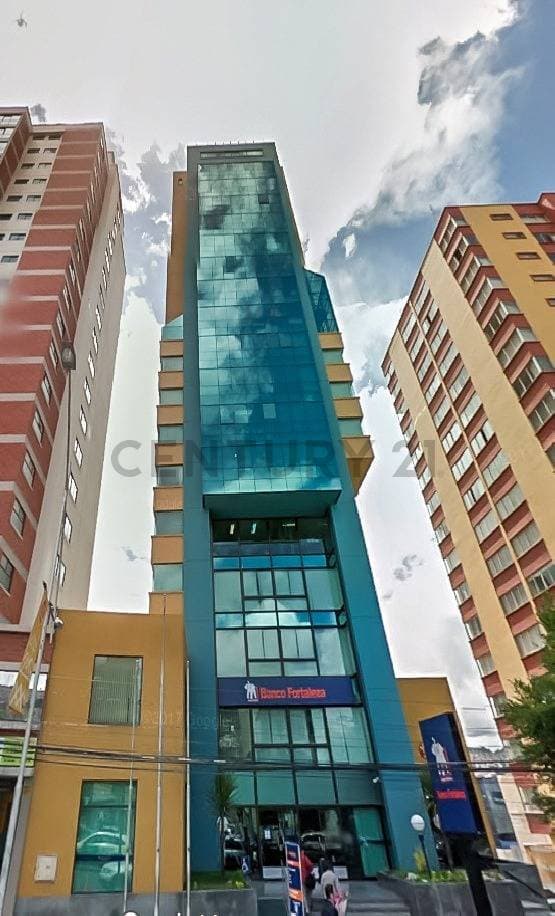 EN VENTA OFICINA SAN JORGE