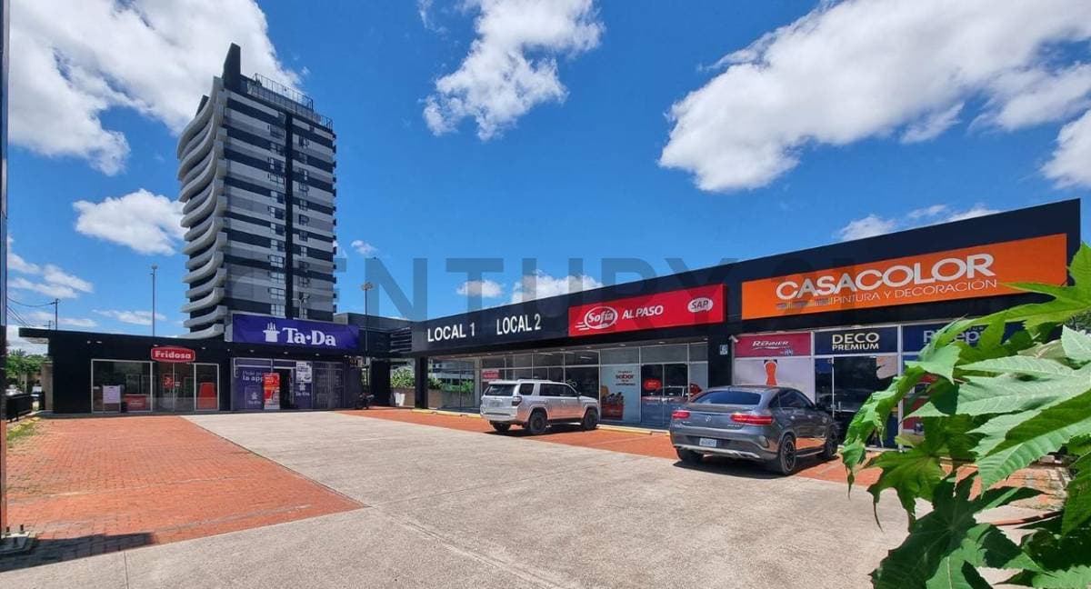 Urubó, Local Comercial en Alquiler Lado de In Towers, Diagonal a Colinas 1