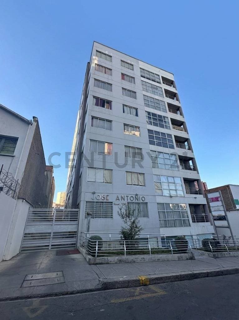 DEPARTAMENTO DE 1 DORMITORIO EN VENTA - MIRAFLORES