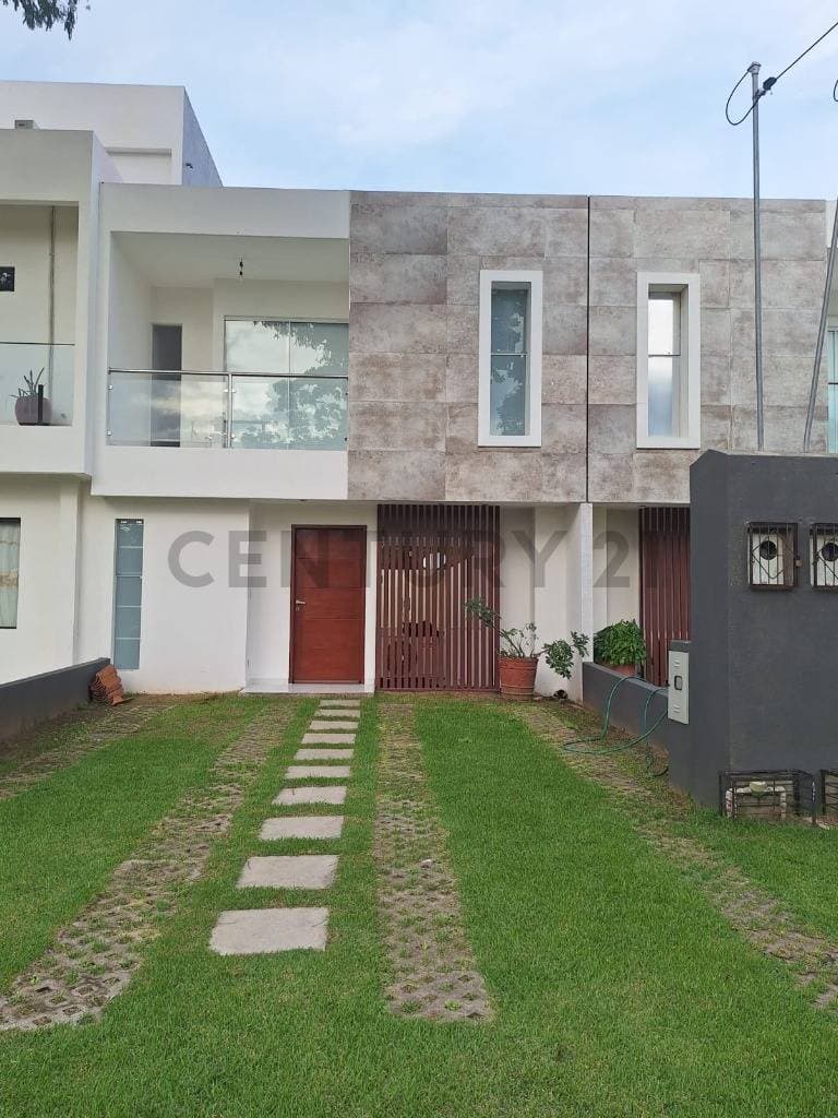 HERMOSA CASA A ESTRENAR EN VENTA, ZONA NORTE