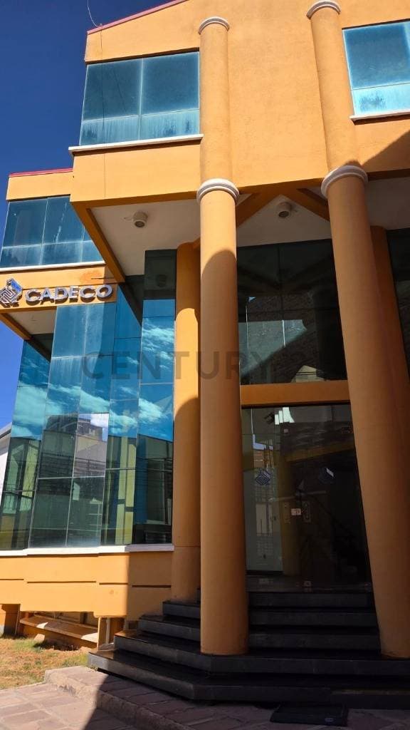 en alquiler amplia Oficinas