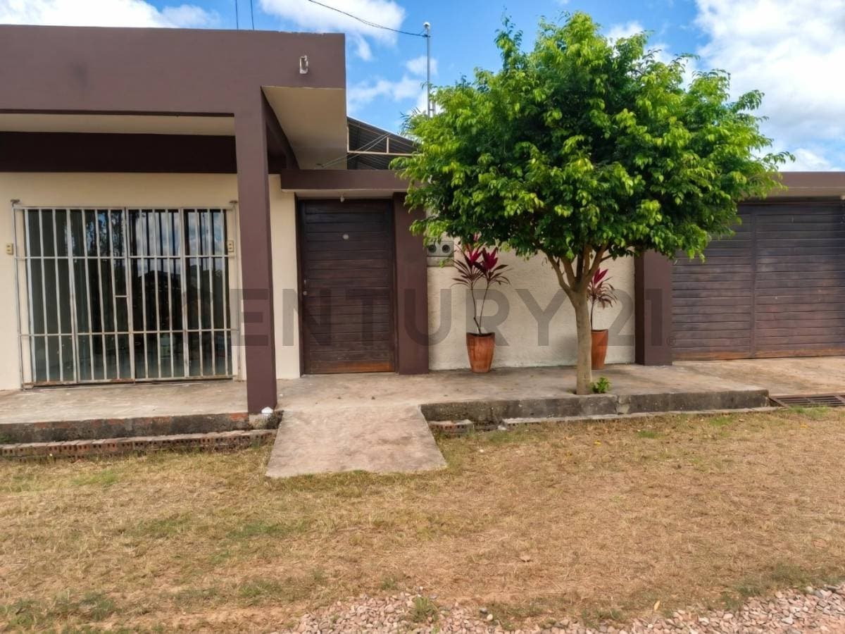 CASA EN ALQUILER