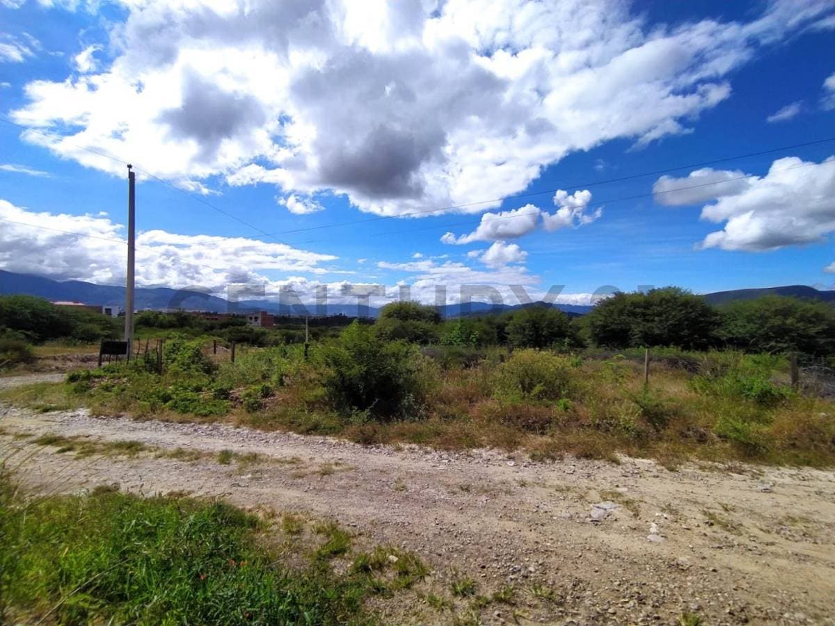 EN VENTA LOTE ESQUINERO ZONA SAN BLAS - TARIJA