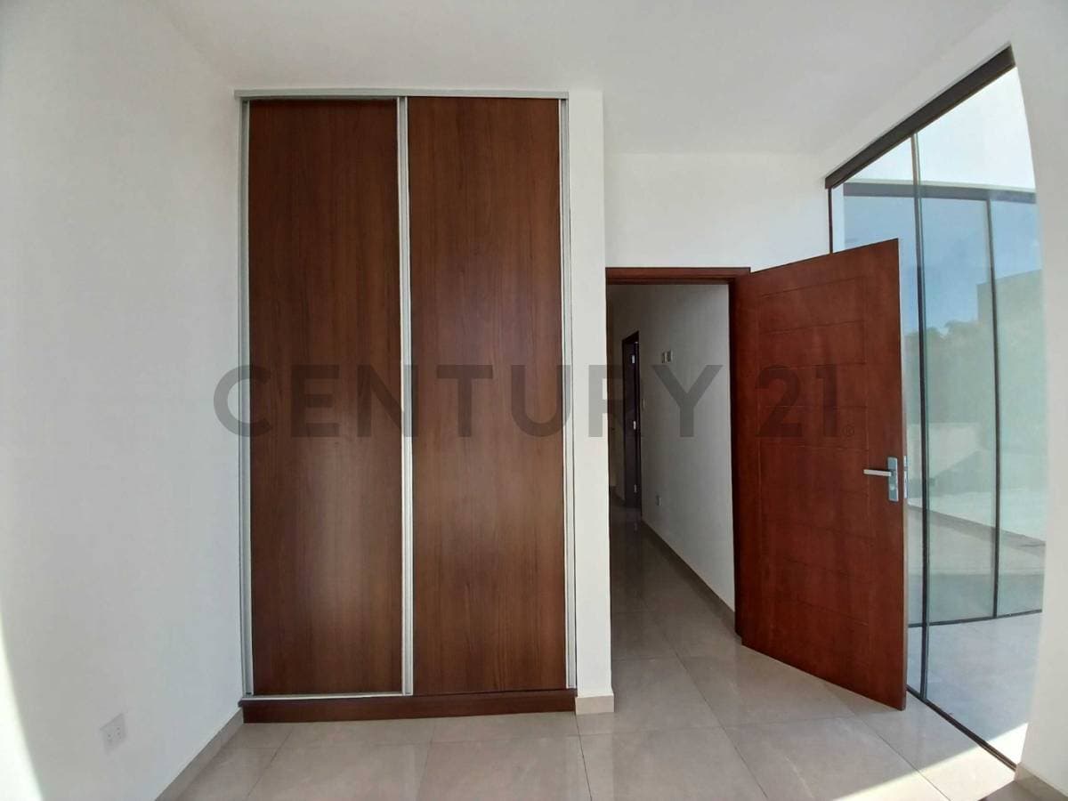 Foto principal 16