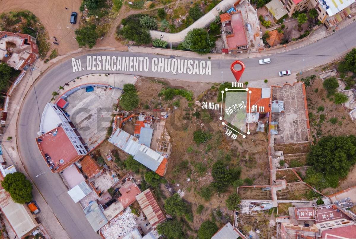 Lote sobre Avenida Principal en venta