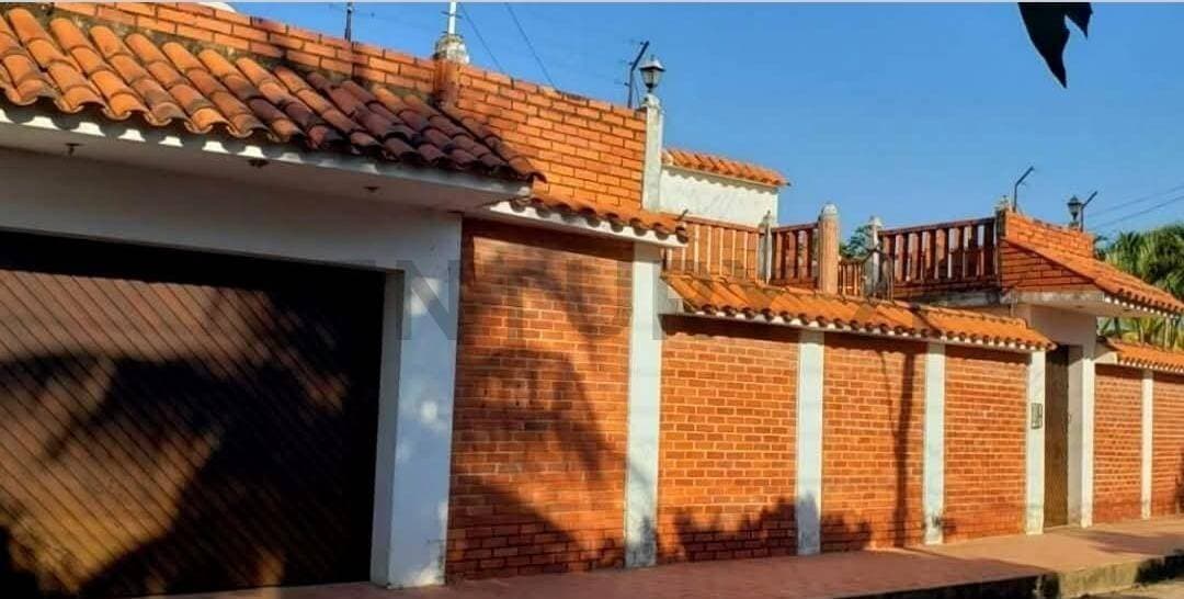 Vive el Exclusivo Estilo de Vida en Urbanización "EL PALMAR"