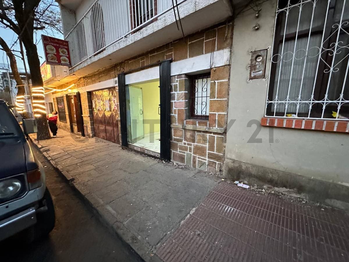 LOCAL COMERCIAL EN ALQUILER – CALLE BALLIVIÁN