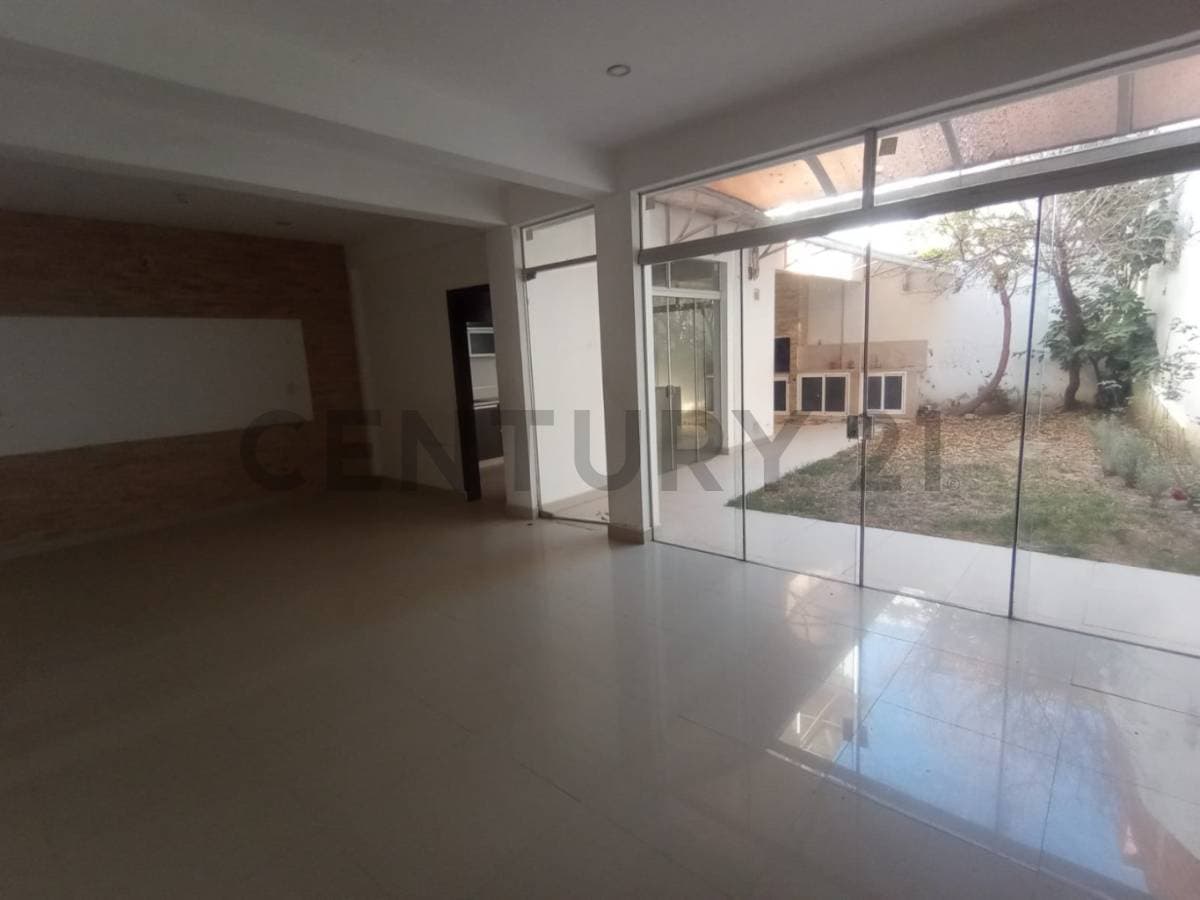 Foto principal 16