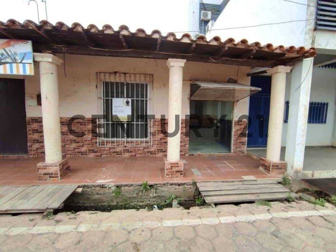 SALA CENTRICA EN ALQUILER
