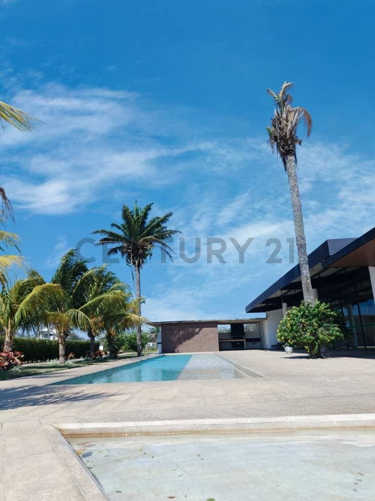 TERRENO EN VENTA PALMAS DEL URUBO III