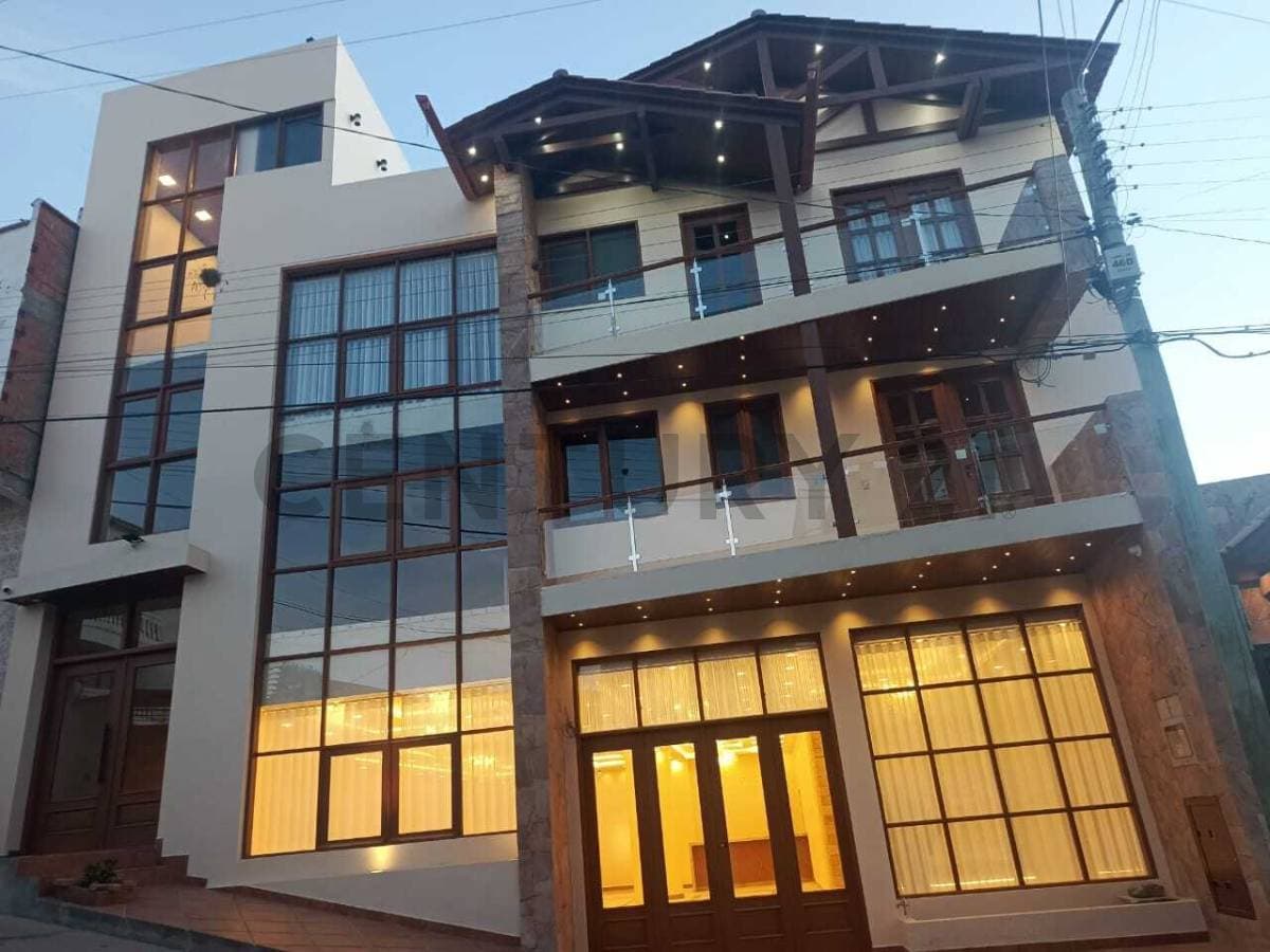 Ambiente Comercial de lujo en Alquiler